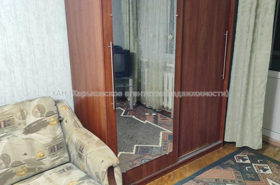Продам квартиру, Сергея Тимошенко ул. , 1  ком., 30.40 м², советский ремонт 