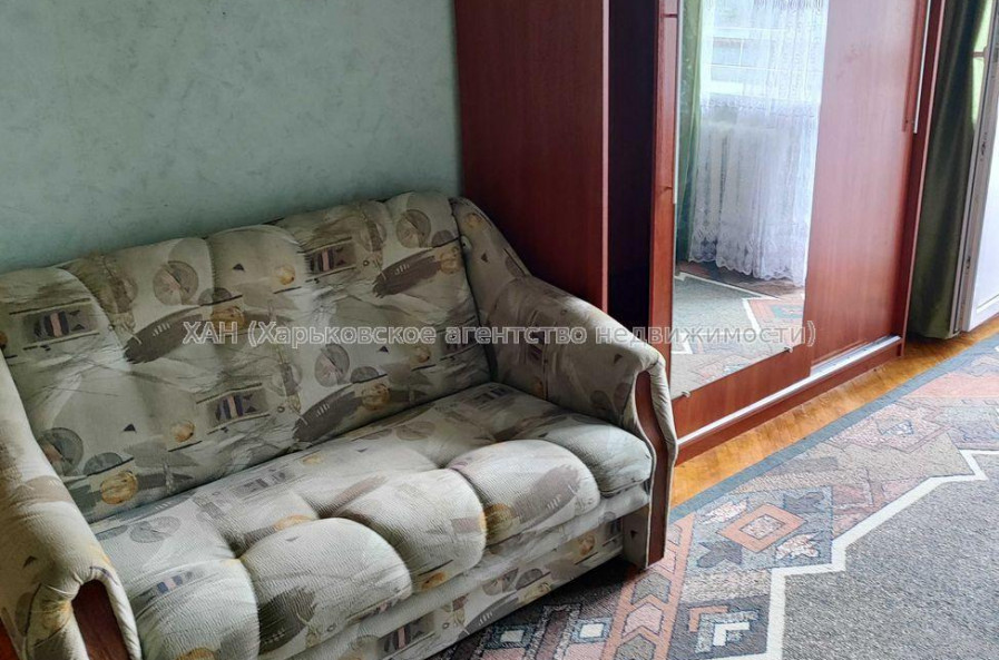 Продам квартиру, Сергея Тимошенко ул. , 1  ком., 30.40 м², советский ремонт 