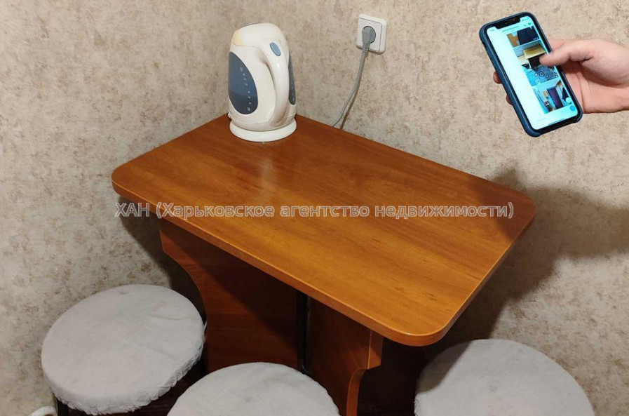 Продам квартиру, Сергея Тимошенко ул. , 1  ком., 30.40 м², советский ремонт 