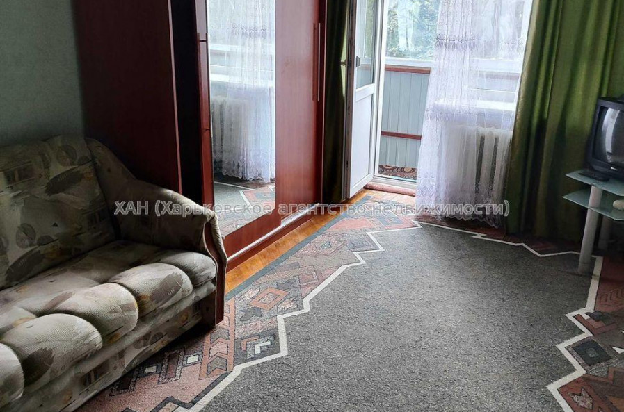 Продам квартиру, Сергея Тимошенко ул. , 1  ком., 30.40 м², советский ремонт 