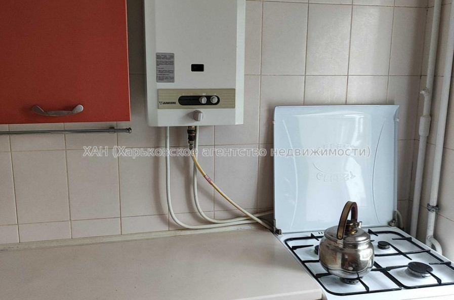 Продам квартиру, Сергея Тимошенко ул. , 1  ком., 30.40 м², советский ремонт 