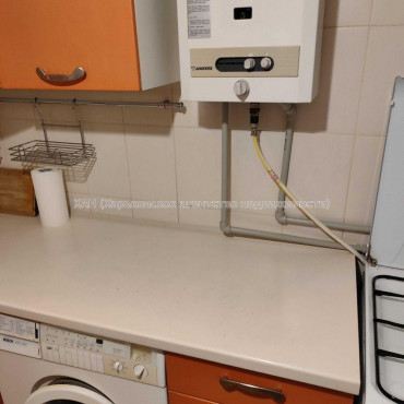 Продам квартиру, Сергея Тимошенко ул. , 1  ком., 30.40 м², советский ремонт 