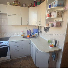 Продам квартиру, Зубарева Александра ул. , 3 кім., 64.40 м², советский ремонт
