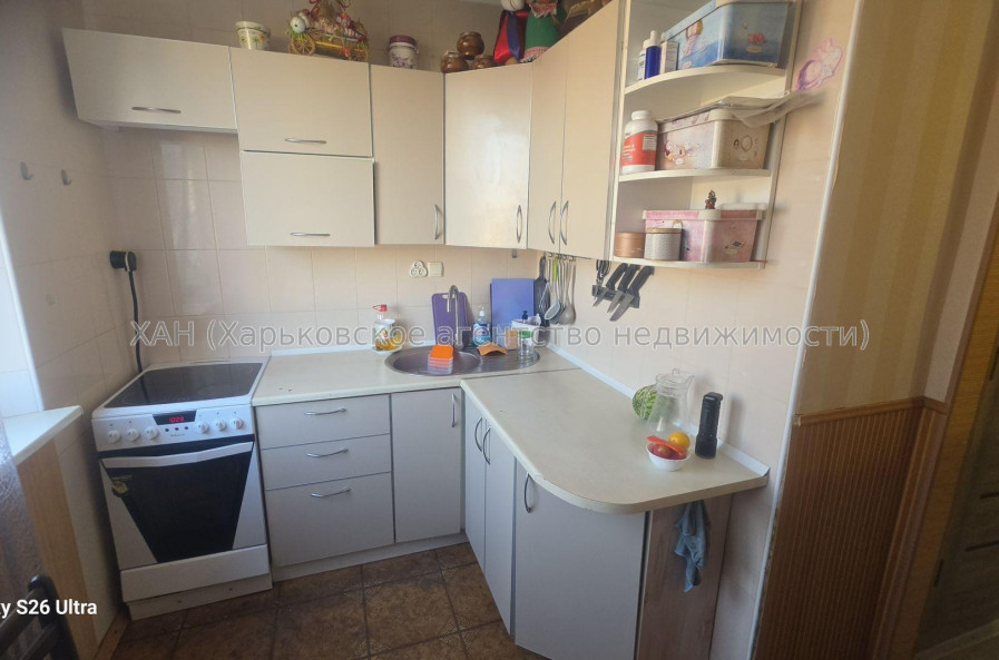 Продам квартиру, Зубарева Александра ул. , 3 кім., 64.40 м², советский ремонт 