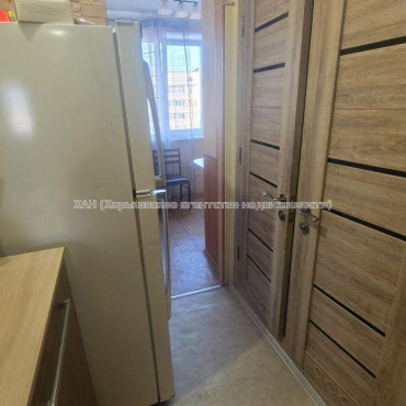 Продам квартиру, Зубарева Александра ул. , 3 кім., 64.40 м², советский ремонт 