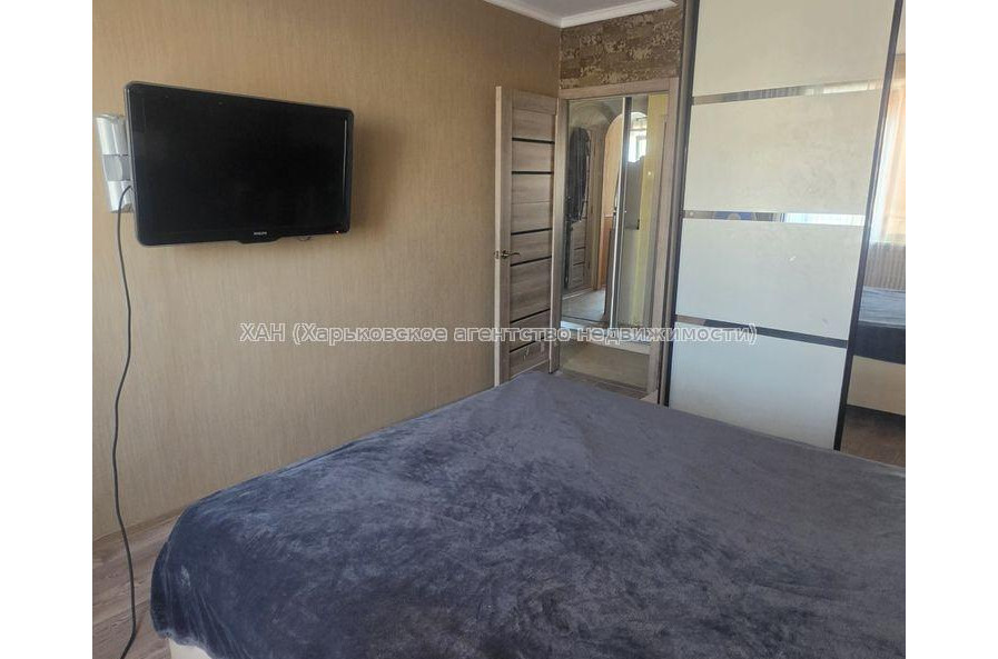 Продам квартиру, Зубарева Александра ул. , 3 кім., 64.40 м², советский ремонт 
