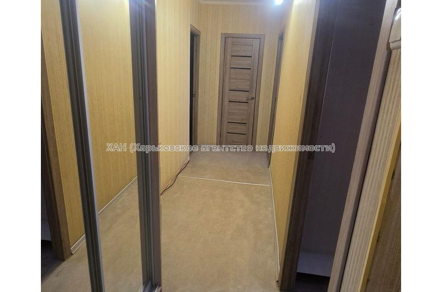 Продам квартиру, Зубарева Александра ул. , 3 кім., 64.40 м², советский ремонт 