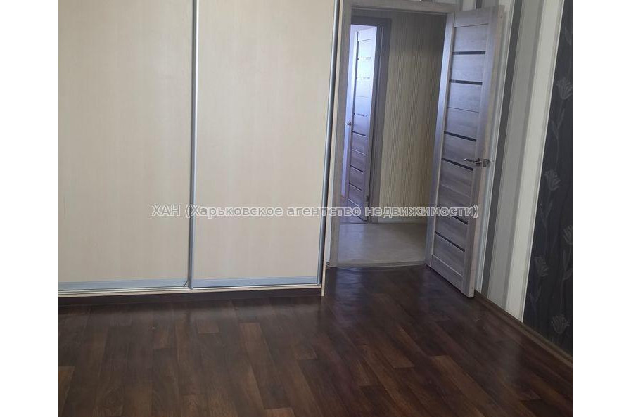 Продам квартиру, Зубарева Александра ул. , 3 кім., 64.40 м², советский ремонт 