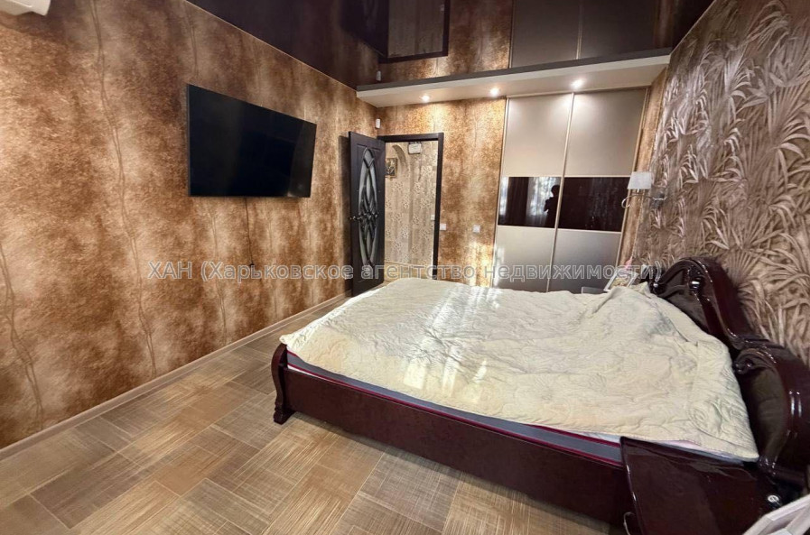 Продам квартиру, Тракторостроителей просп. , 2  ком., 44 м², евроремонт 