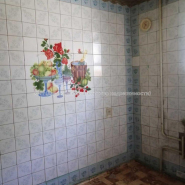 Продам квартиру, Дмитриевская ул. , 2  ком., 49.50 м², советский ремонт 