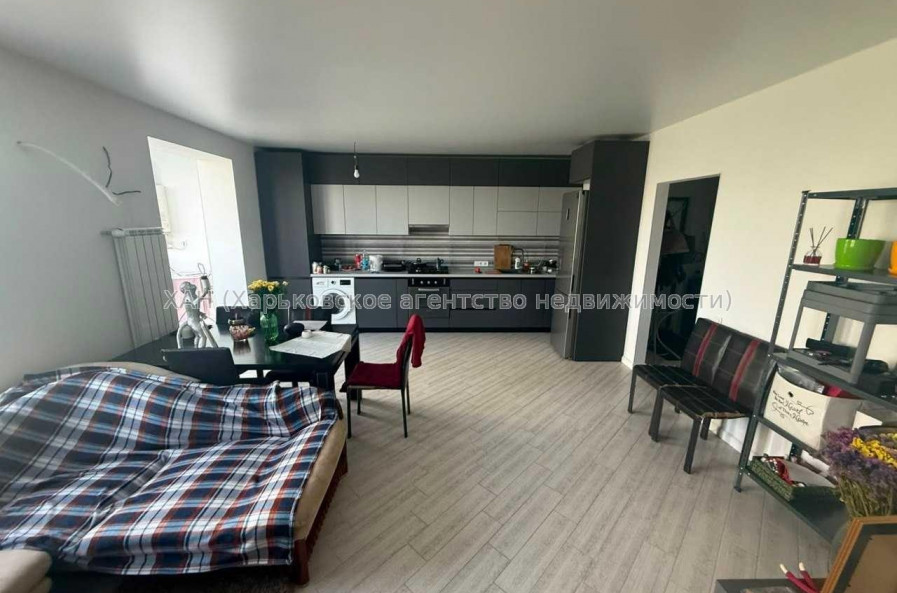 Продам квартиру, Лосевский пер. , 1  ком., 67 м², евроремонт 