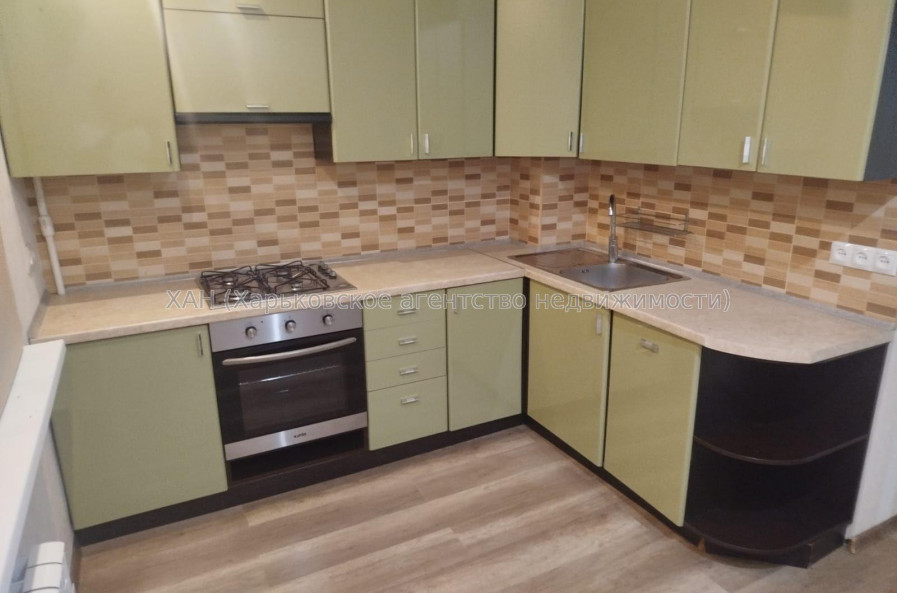 Продам квартиру, Академика Павлова ул. , 4 кім., 86 м², евроремонт 
