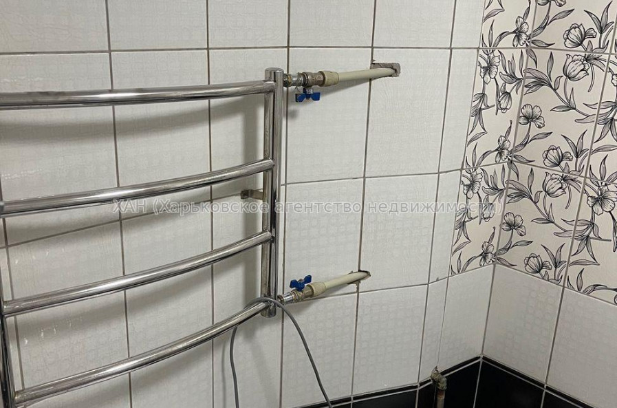 Продам квартиру, Тракторостроителей просп. , 3  ком., 61 м², капитальный ремонт 