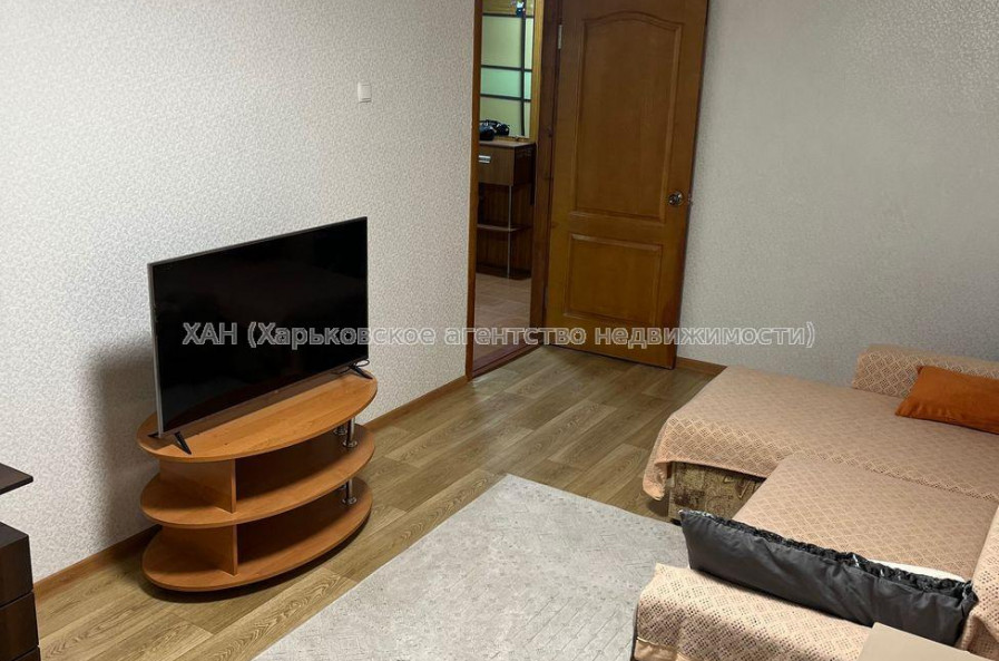 Продам квартиру, Тракторостроителей просп. , 3  ком., 61 м², капитальный ремонт 