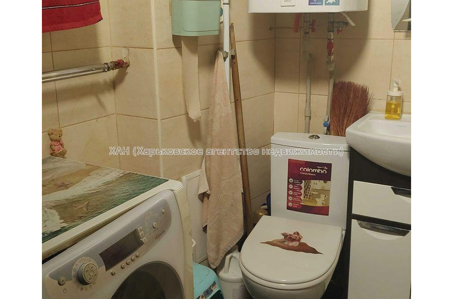 Продам квартиру, Нюрнбергский пер. , 1  ком., 40.60 м², капитальный ремонт 