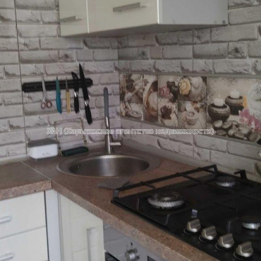 Продам квартиру, Нюрнбергский пер. , 1  ком., 40.60 м², капитальный ремонт 