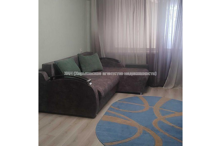 Продам квартиру, Нюрнбергский пер. , 1  ком., 40.60 м², капитальный ремонт 