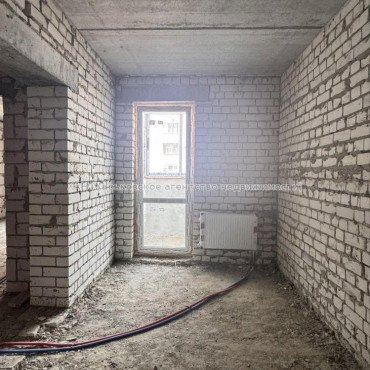 Продам квартиру, Шевченко ул. , 1  ком., 43 м², без внутренних работ 