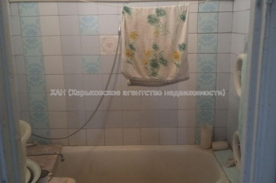 Продам квартиру, Индустриальный просп. , 2  ком., 54 м², советский ремонт 