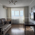 Продам квартиру, Амосова ул. , 34 , 4  ком., 86 м², капитальный ремонт 