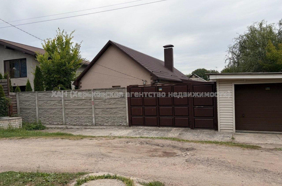 Продам дом, Волынская ул. , 65 м², 3.60 сот., капитальный ремонт 