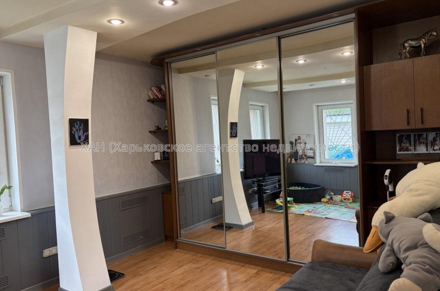 Продам дом, Волынская ул. , 65 м², 3.60 сот., капитальный ремонт 
