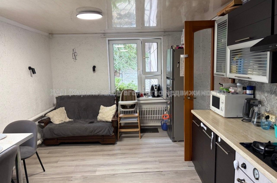 Продам дом, Волынская ул. , 65 м², 3.60 сот., капитальный ремонт 