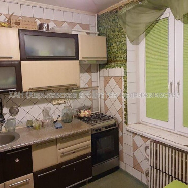 Продам квартиру, Бучмы ул. , 3 кім., 65.10 м², капитальный ремонт 