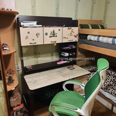 Продам квартиру, Бучмы ул. , 3 кім., 65.10 м², капитальный ремонт 
