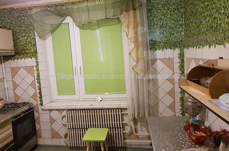 Продам квартиру, Бучмы ул. , 3 кім., 65.10 м², капитальный ремонт 