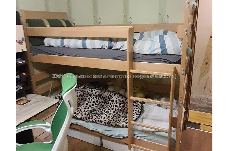Продам квартиру, Бучмы ул. , 3 кім., 65.10 м², капитальный ремонт 