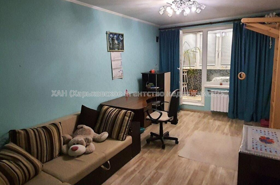 Продам квартиру, Бучмы ул. , 3 кім., 65.10 м², капитальный ремонт 