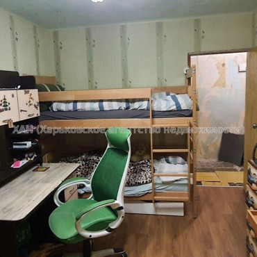Продам квартиру, Бучмы ул. , 3 кім., 65.10 м², капитальный ремонт 