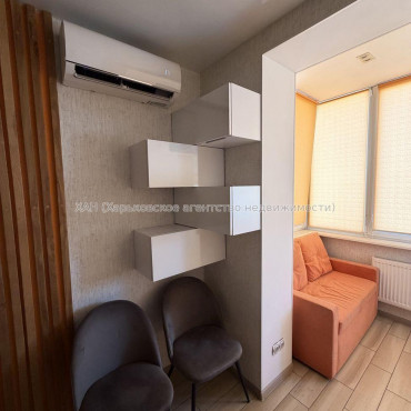 Продам квартиру, Пискуновский пер. , 2  ком., 60 м², авторский дизайн 