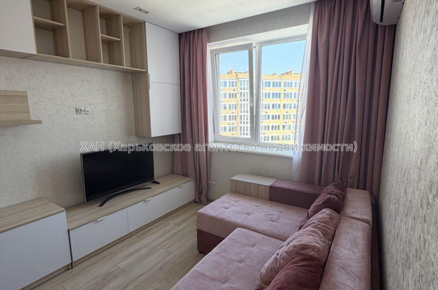 Продам квартиру, Пискуновский пер. , 2  ком., 60 м², авторский дизайн 