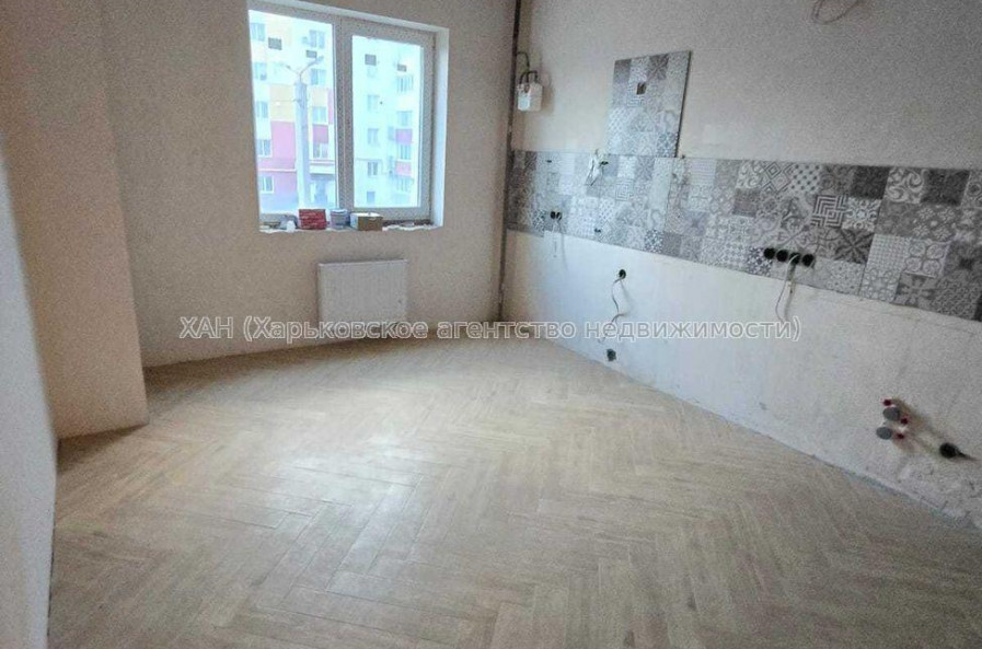 Продам квартиру, Победы просп. , 2  ком., 69 м², без отделочных работ 