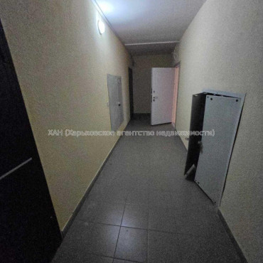 Продам квартиру, Победы просп. , 2  ком., 69 м², без отделочных работ 