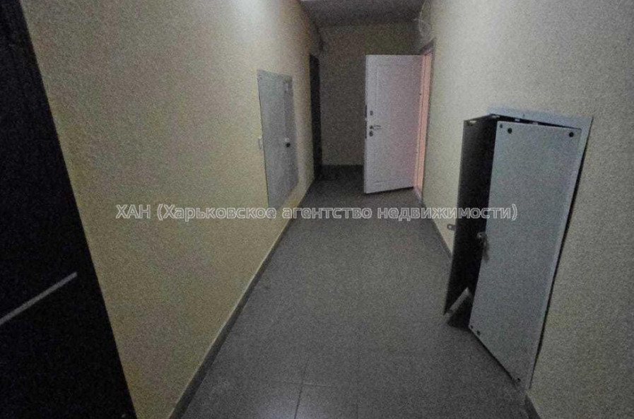 Продам квартиру, Победы просп. , 2  ком., 69 м², без отделочных работ 