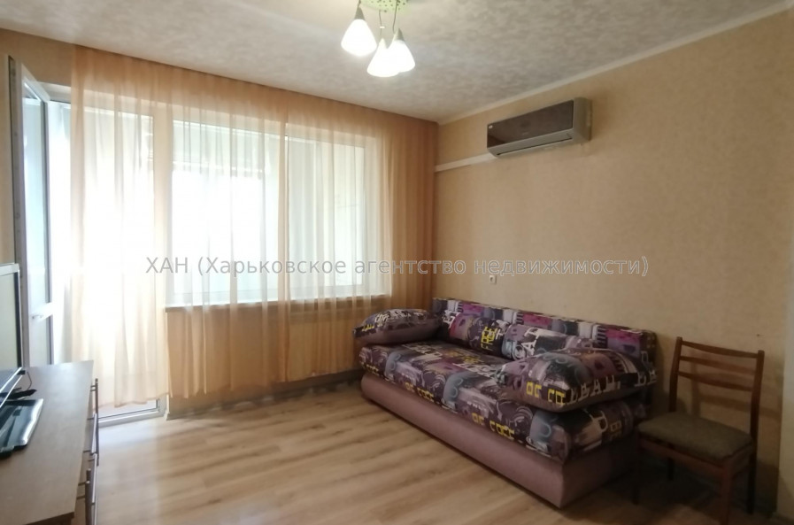 Сдам квартиру, Соборности Украины ул. , 1  ком., 38 м², капитальный ремонт 
