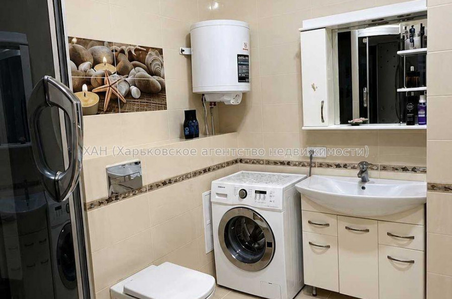 Продам квартиру, Науки просп. , 3 кім., 102 м², авторский дизайн 