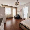 Продам квартиру, Науки просп. , 3 кім., 102 м², авторский дизайн 