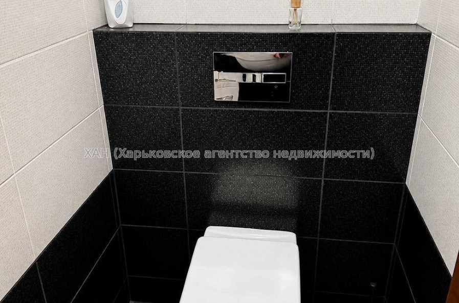 Продам квартиру, Науки просп. , 3 кім., 102 м², авторский дизайн 