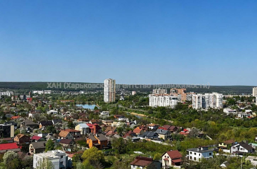 Продам квартиру, Науки просп. , 3 кім., 102 м², авторский дизайн 