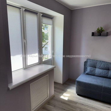 Продам квартиру, Защитников Неба ул. , 2  ком., 46 м², евроремонт 