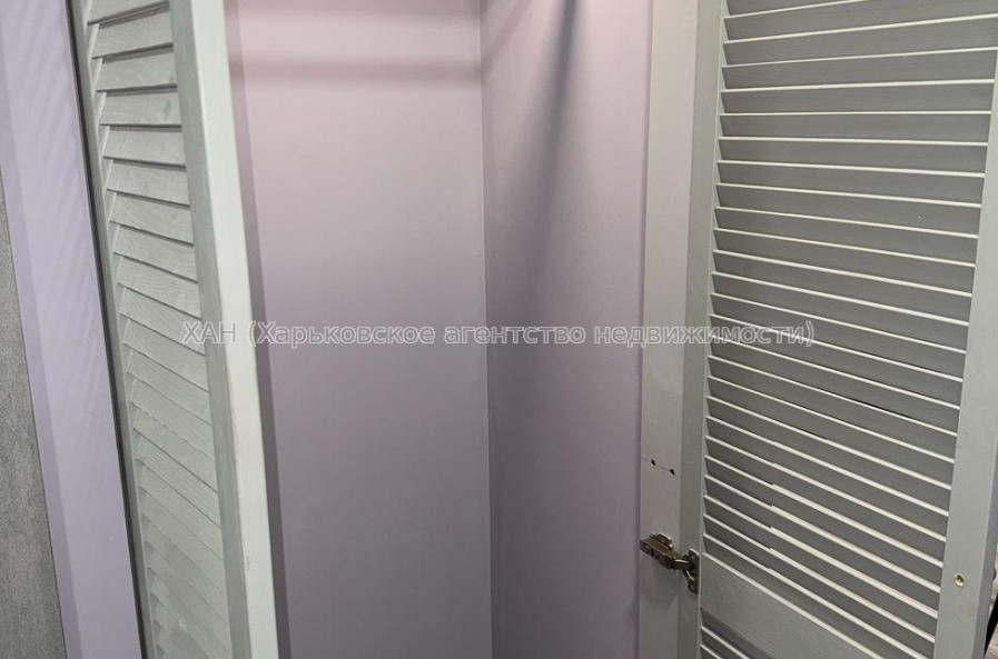 Продам квартиру, Защитников Неба ул. , 2  ком., 46 м², евроремонт 