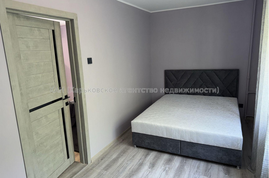 Продам квартиру, Защитников Неба ул. , 2  ком., 46 м², евроремонт 