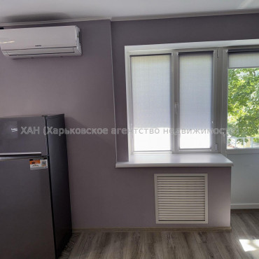 Продам квартиру, Защитников Неба ул. , 2  ком., 46 м², евроремонт 