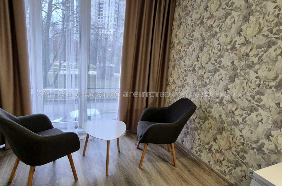 Продам квартиру, Героев Харькова просп. , 2 кім., 70 м², евроремонт 