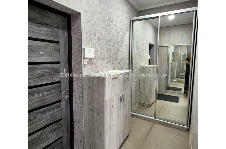Продам квартиру, Героев Харькова просп. , 2 кім., 70 м², евроремонт 