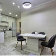 Продам квартиру, Героев Харькова просп. , 2 кім., 70 м², евроремонт 